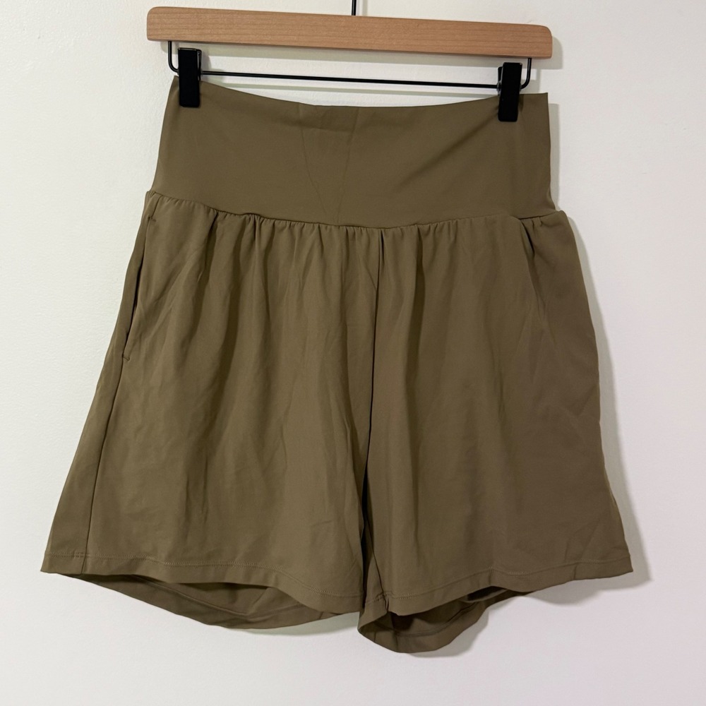 Halara Softlyzero Airy 2 in 1 Shorts Womens Large Brown High Rise Flowy Athletic